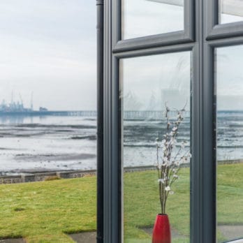 install-casement-windows-pilton